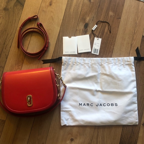 Marc Jacobs “The Saddle” in geranium - Picture 4 of 12